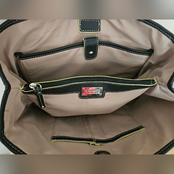 Nine West Tote w/Zipper Pouch - Picture 2 of 7